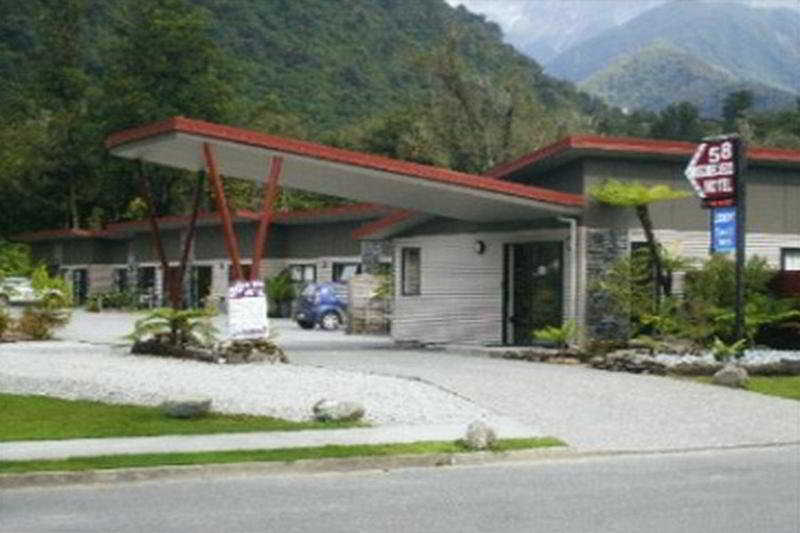 58 On Cron Motel Franz Josef Exterior photo